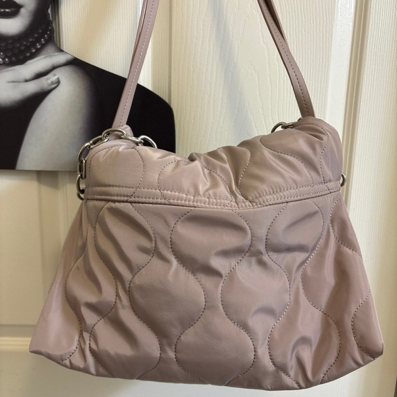 Steve Madden Quilted Tote Shoulder Bag with Chain Accent - Picture 4 of 7